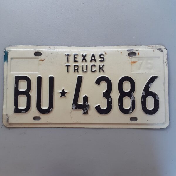 Texas Truck 1975 front